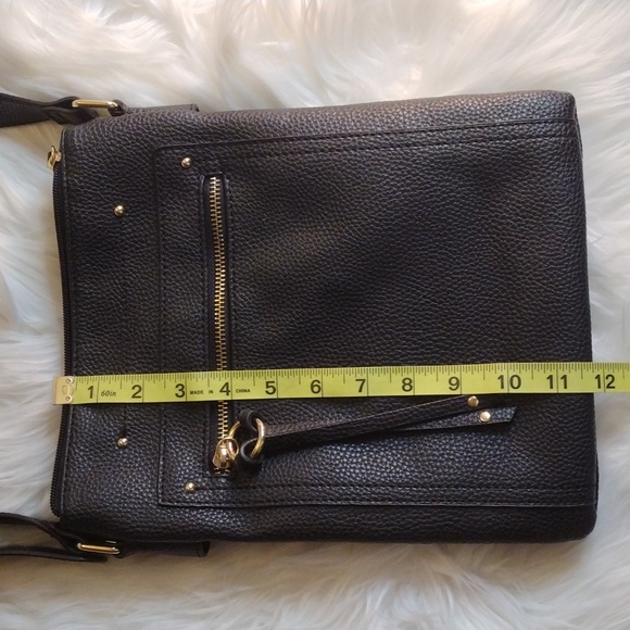 Shoulder/cross body Black leather like bag 9 1/2x12 - Picture 3 of 15